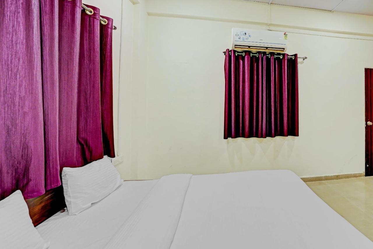 Amba Executive An Apartment Hotel Mundhva Exterior foto