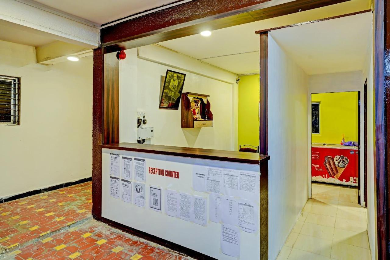 Amba Executive An Apartment Hotel Mundhva Exterior foto